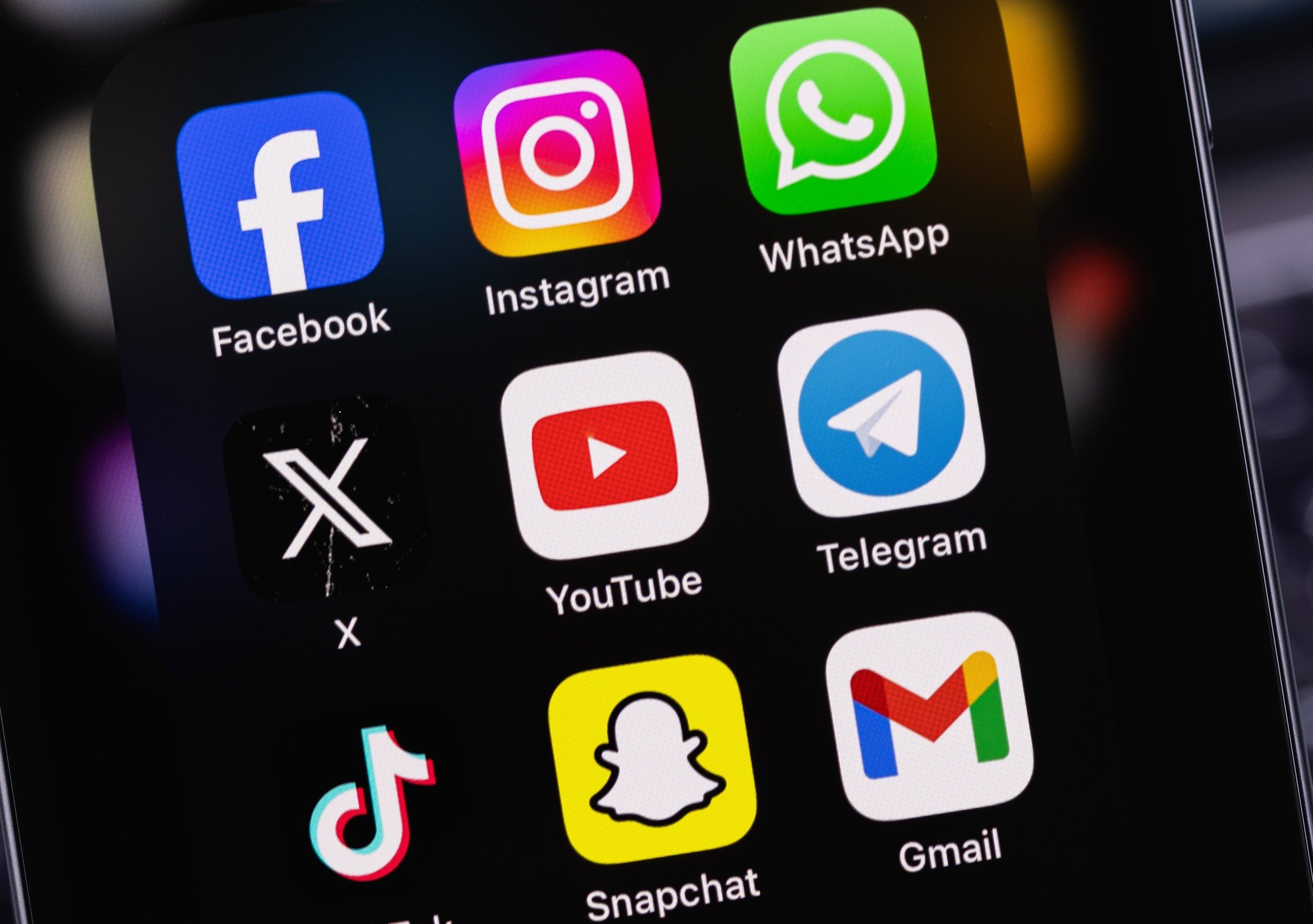 Logos Social Media