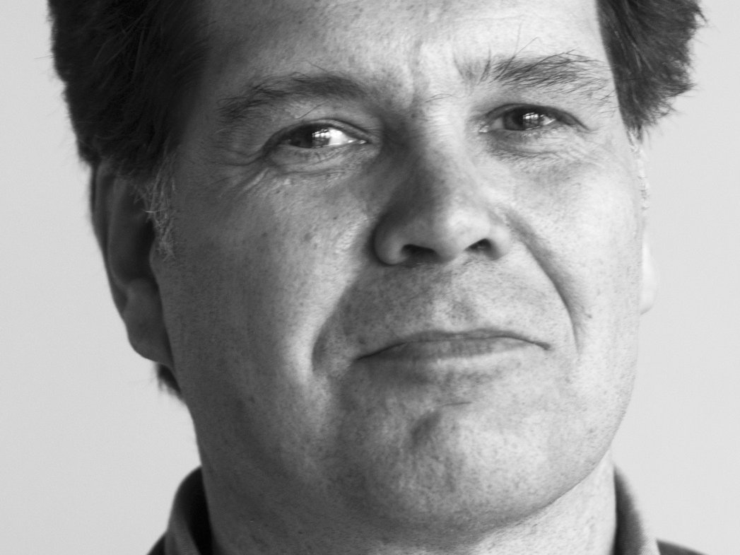 Portraitfoto von Jochen Arntz