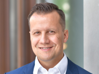 Prof. Thomas Höppner