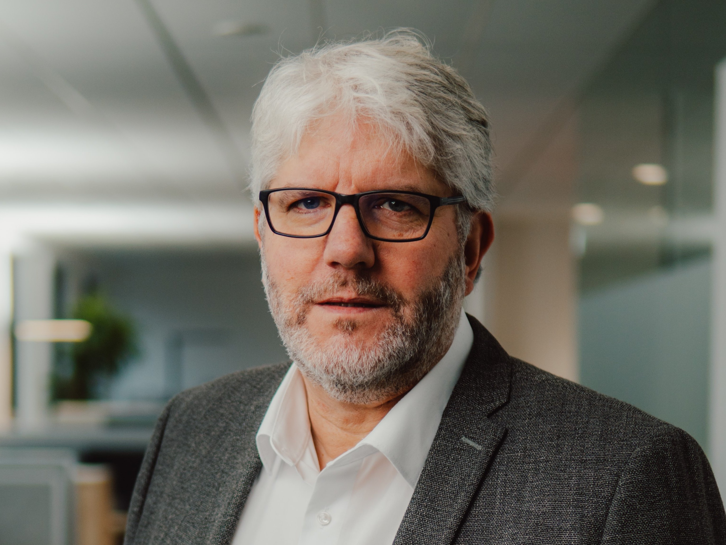 Porträtfoto Ulrich Schönborn