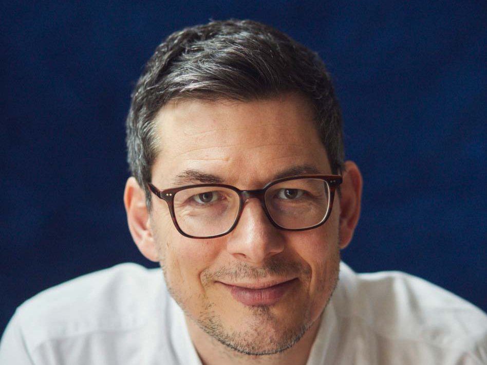 Portraitfoto von Lorenz Wagner