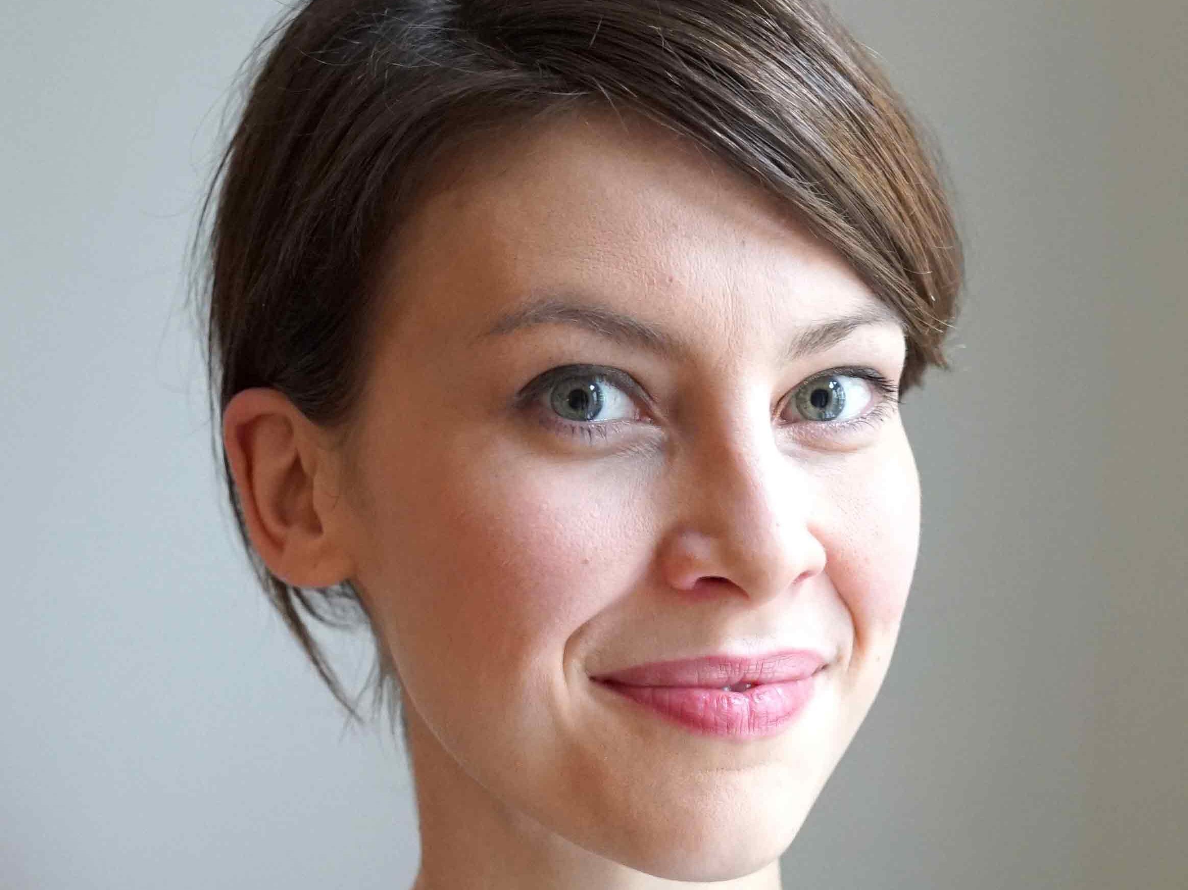 Portraitfoto von Fabienne Hurst