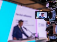 Lambert Lensing Wolff am Podium