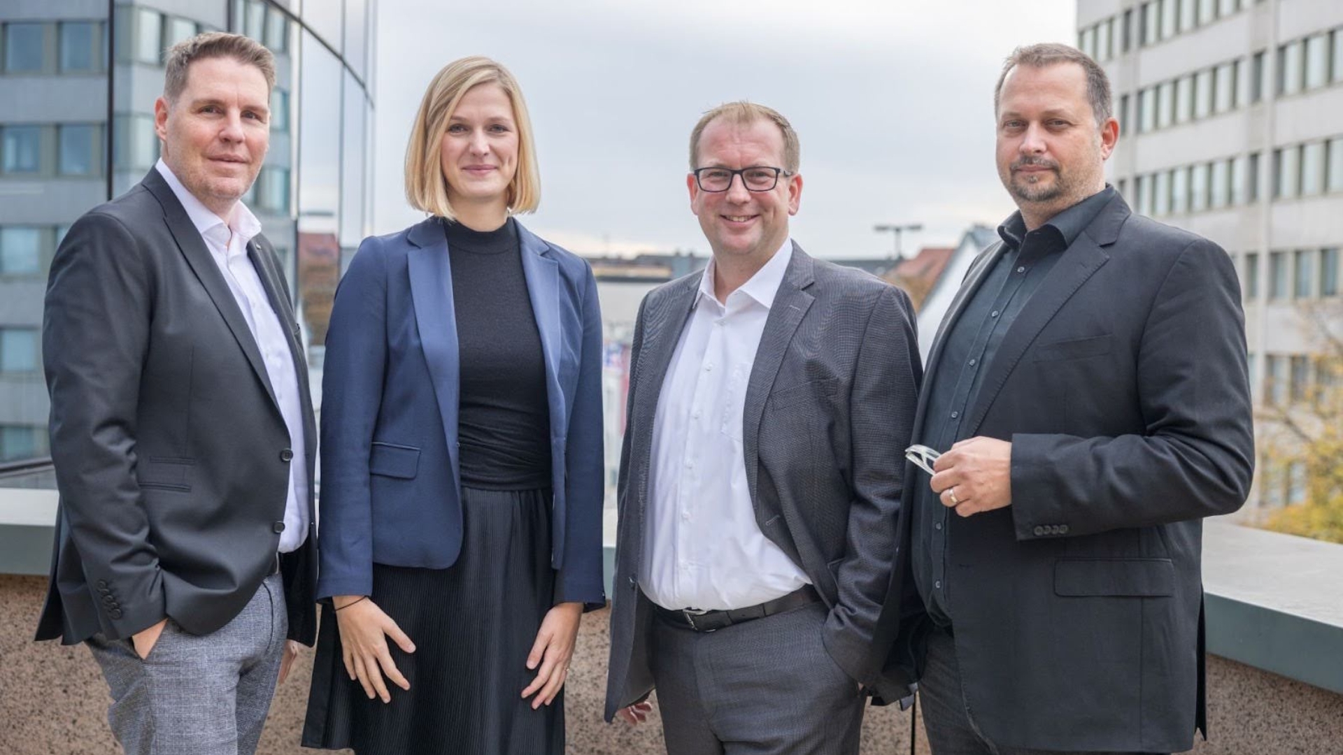 Das Chefredakteursteam der NOZ/mh:n MEDIEN (v.l.): Jan Schönstedt, Louisa Riepe, Gerrit Bastian Mathiesen und Burkhard Ewert