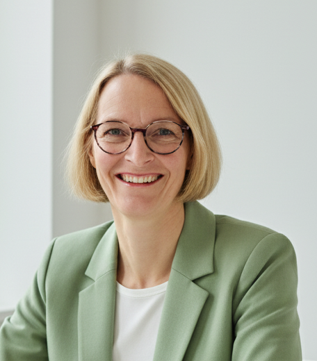 Porträtfoto Svenja Grampp