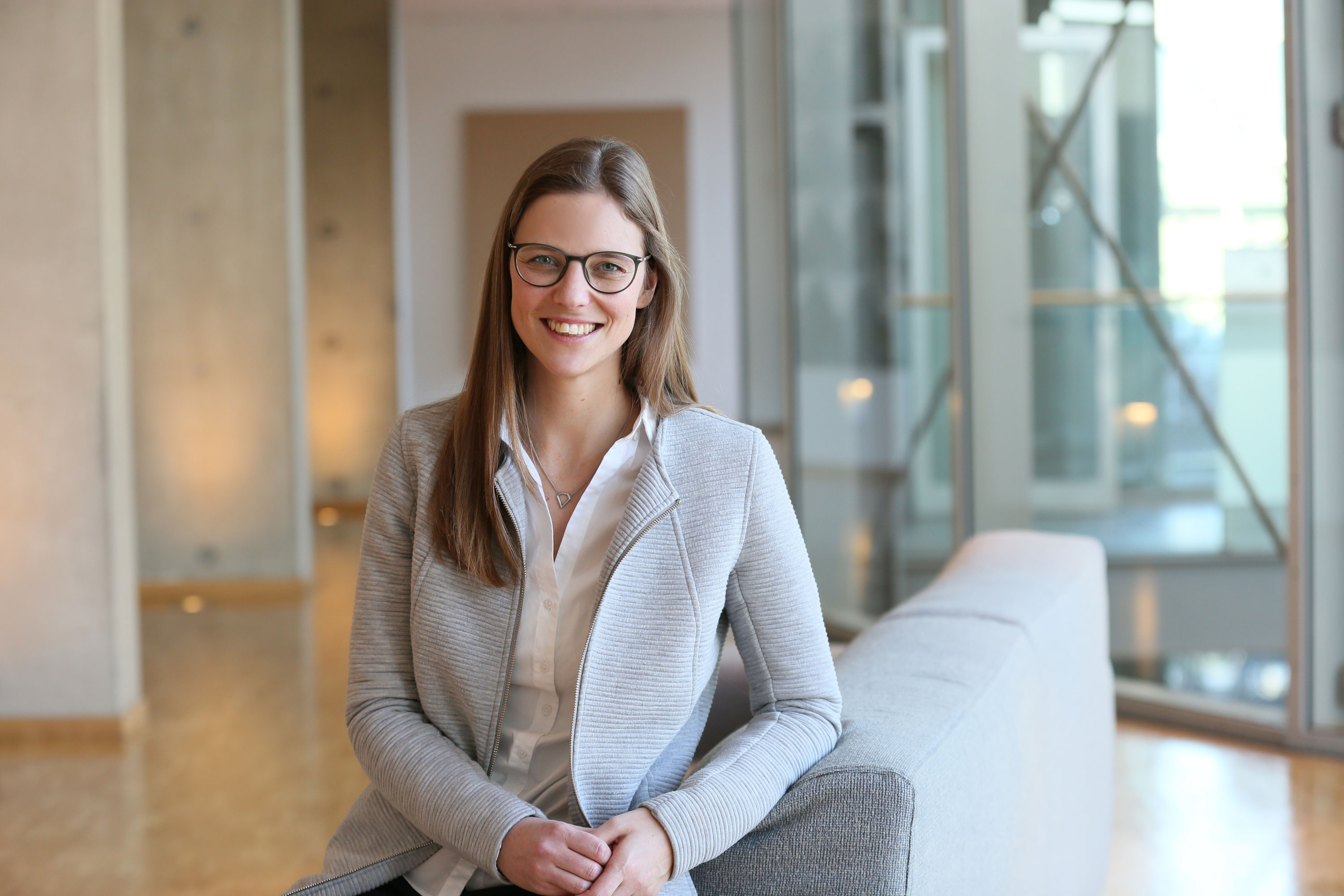 Jacqueline Schneider